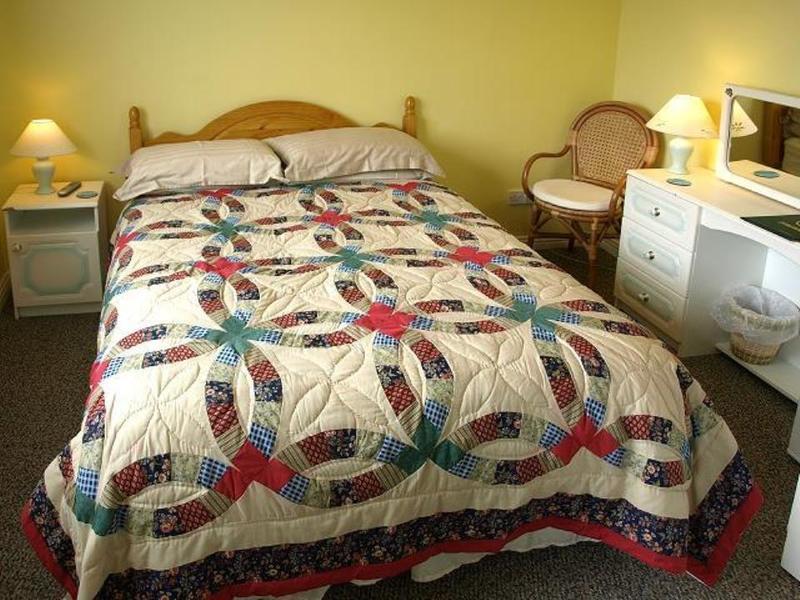 An Gleann Accommodation Milltown Malbay Esterno foto